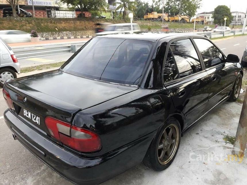 1995 Proton Wira XLi Hatchback