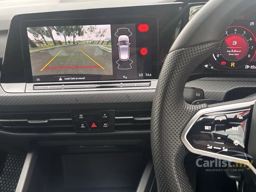 2022 Volkswagen Golf TSI R-Line Hatchback