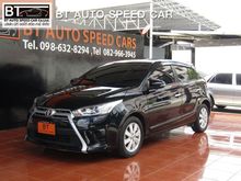 2015 Toyota Yaris 1.2 (ปี 13-17) G Hatchback AT