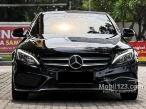 2018 Mercedes-Benz C300 2.0 AMG Line Sedan