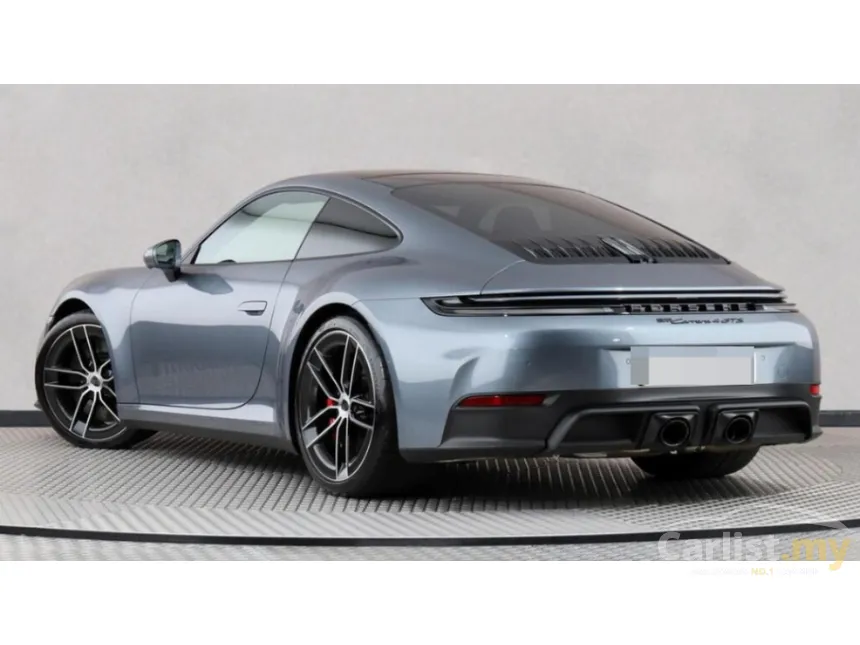 2025 Porsche 911 Carrera 4 GTS Coupe