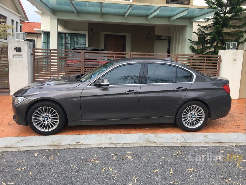2013 BMW 320i Luxury Line Sedan