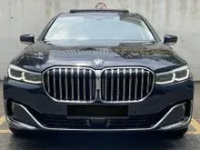NEW STOCK, BMW 740Le 3.0 PREMIUM, VACUM DOOR, REAR TV IPAD, M-SPORT , FULL SERVICE BMW 61K , ACCIDENT FREE, PILOT MESSAGE SEAT, ORI PAINT, FACELIFT