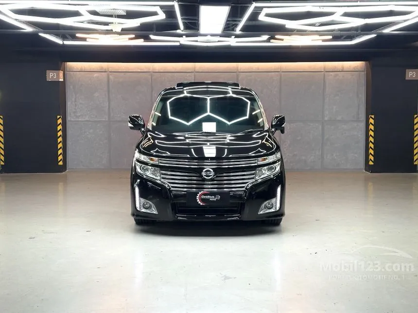 2011 Nissan Elgrand Highway Star MPV