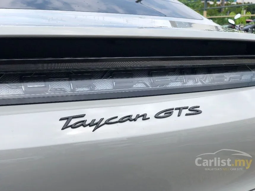 2022 Porsche Taycan GTS Sedan