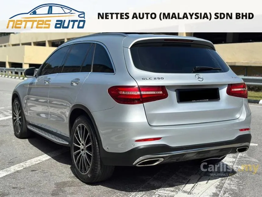 2018 Mercedes-Benz GLC250 4MATIC AMG Line SUV