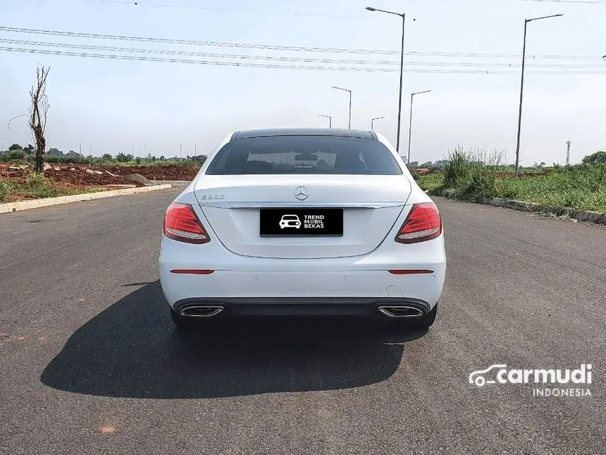 2016 Mercedes-Benz E300 Avantgarde Sedan