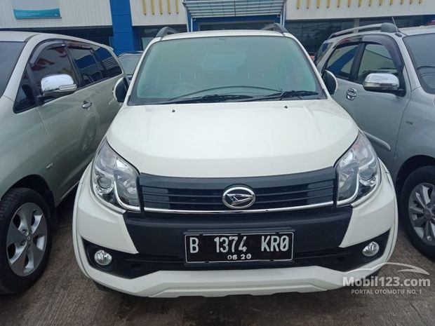 Daihatsu Terios Mobil bekas dijual di Bekasi Jawa barat 