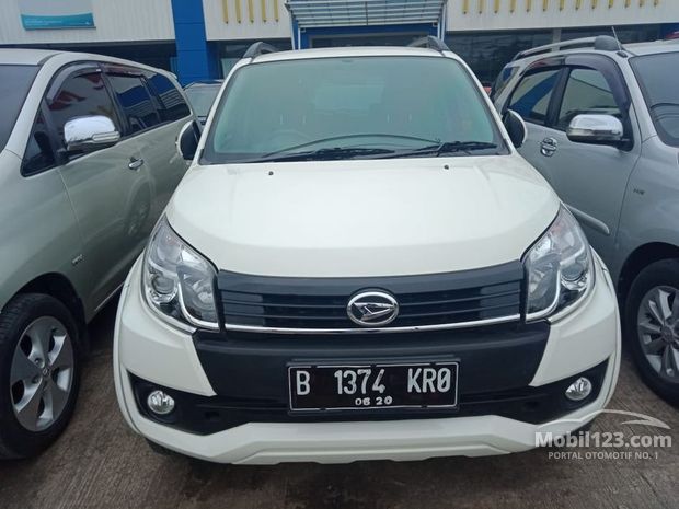 Daihatsu Terios Mobil bekas dijual di Bekasi Jawa-barat 