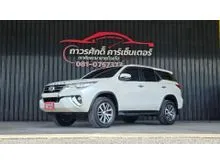 2017 Toyota FORTUNER 2.4 (ปี 15-25) V SUV