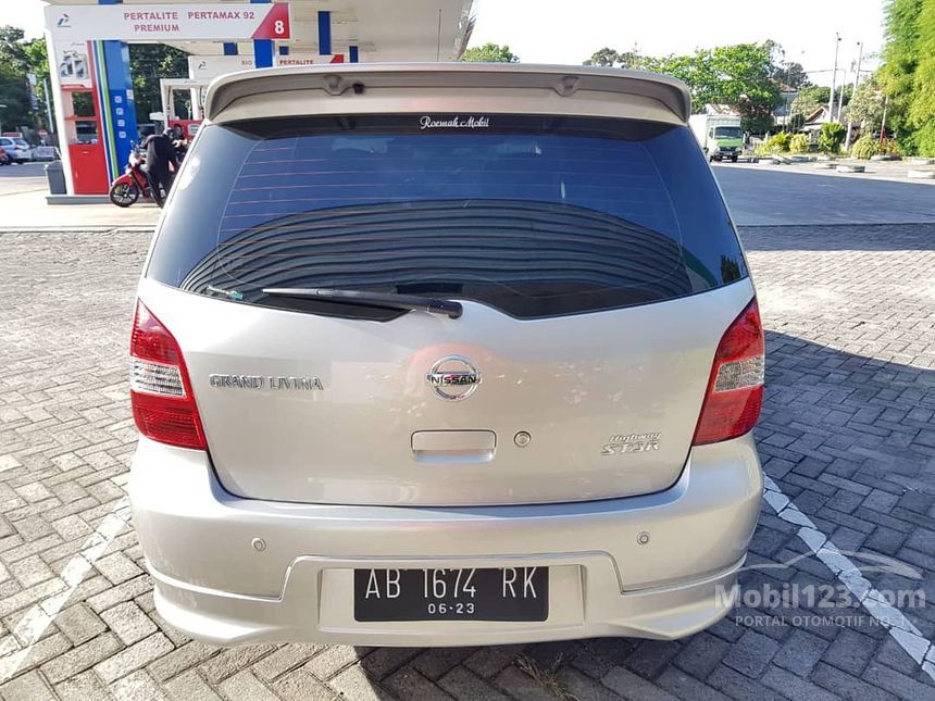 Jual Mobil  Nissan Grand  Livina  2013 Highway Star Autech 1 