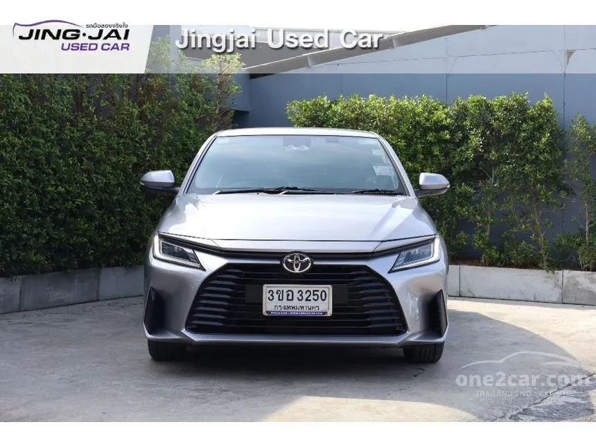 2023 Toyota Yaris Ativ Smart Sedan
