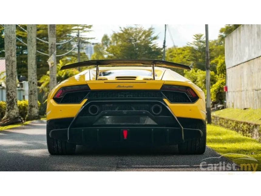 2017 Lamborghini Huracan Performante Coupe