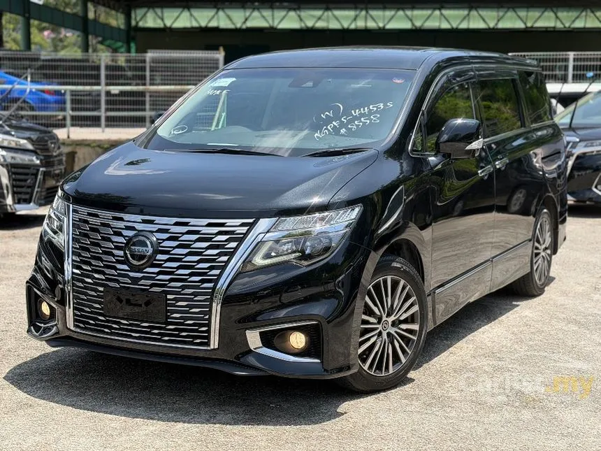 2021 Nissan Elgrand High-Way Star Urban Chrome MPV