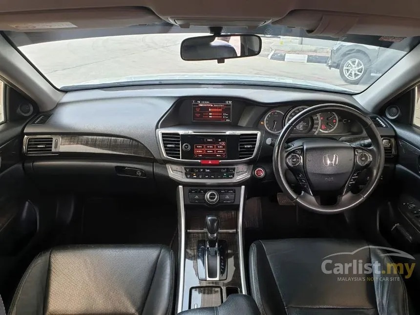 2016 Honda Accord VTi-L Sedan