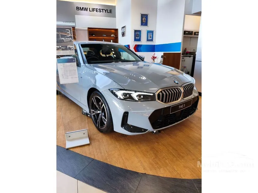 2025 BMW 320i M Sport Sedan