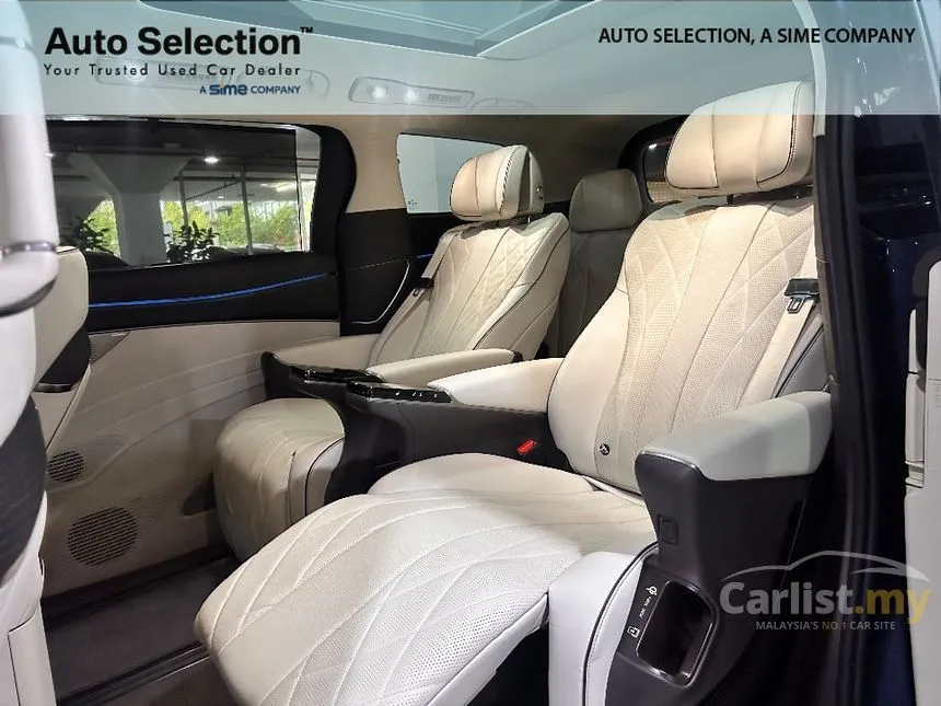 2025 Denza D9 Premium MPV