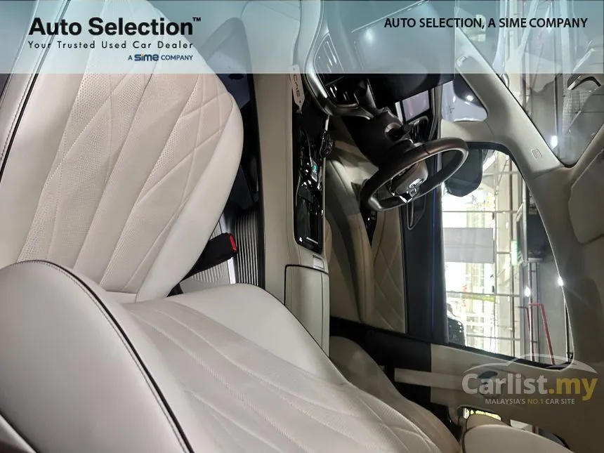 2025 Denza D9 Premium MPV