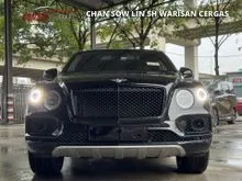 2018 Bentley Bentayga 4.0 V8 SUV 22 Five Spoke Directional, Bentley Dynamic Ride, Touring Specification, 4-Zone Climate Control, Panoramic Roof,
