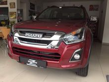 APRIL FOOL SPECIAL CASH REBATE 2017 Isuzu D-Max 2.5 Z-Prestige (A) Pickup Truck -- FULL LOAN READY STOCK --