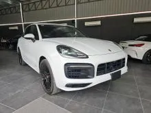 PORSCHE CAYENNE GTS 4.0 V8 * 2022 * JAPAN SPEC * RED INTERIOR * BOSE * 18 WAYS SEAT * SPORT CHRONO * PDLS PLUS * JAPAN SPEC *