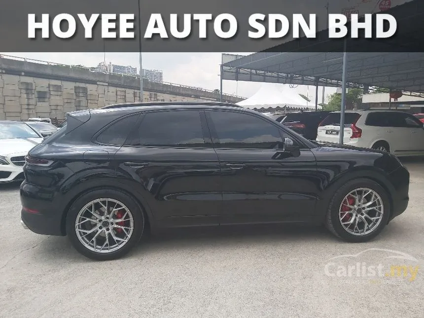 2024 Porsche Cayenne SUV