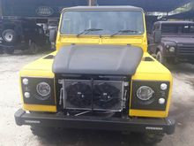 2002 Land Rover Defender 2.5 300Tdi SUV