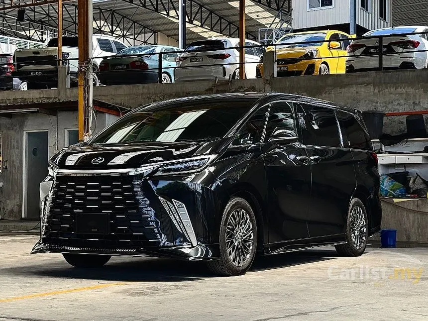 2024 Lexus LM 500h Version L 6 Seater MPV