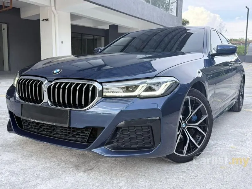 2022 BMW 530e M Sport Sedan