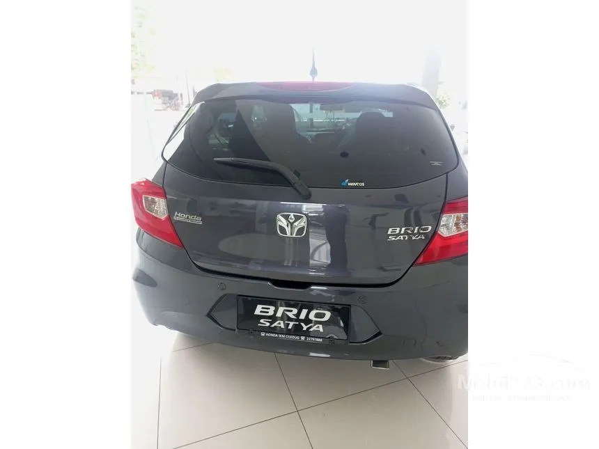 Jual Mobil Honda Brio 2024 E Satya 1.2 di Jawa Barat Automatic Hatchback Abu
