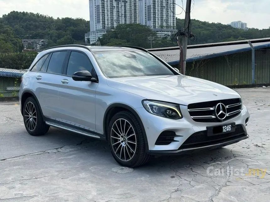 2019 Mercedes-Benz GLC250 4MATIC AMG Line SUV