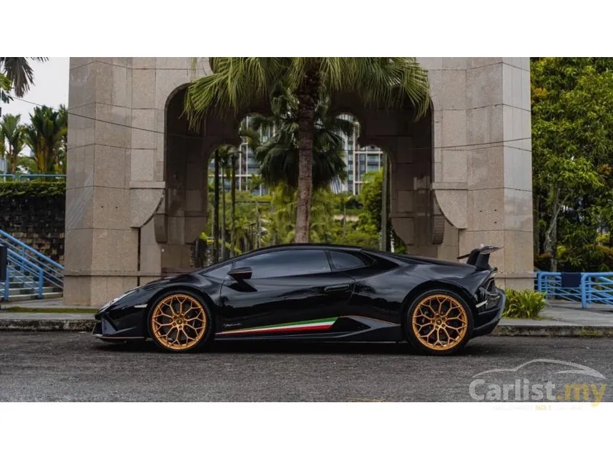 2018 Lamborghini Huracan Performante Coupe