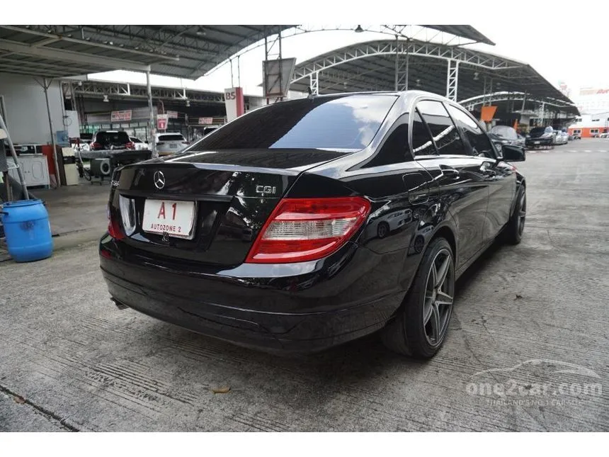 2011 Mercedes-Benz C200 CGI BlueEFFICIENCY Sedan