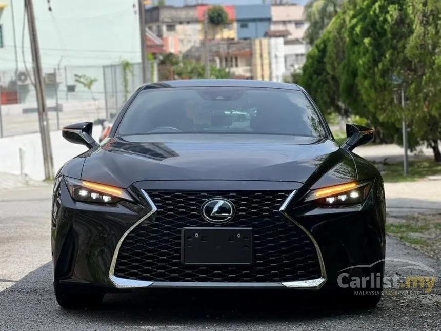 2022 Lexus IS 300 F Sport Sedan
