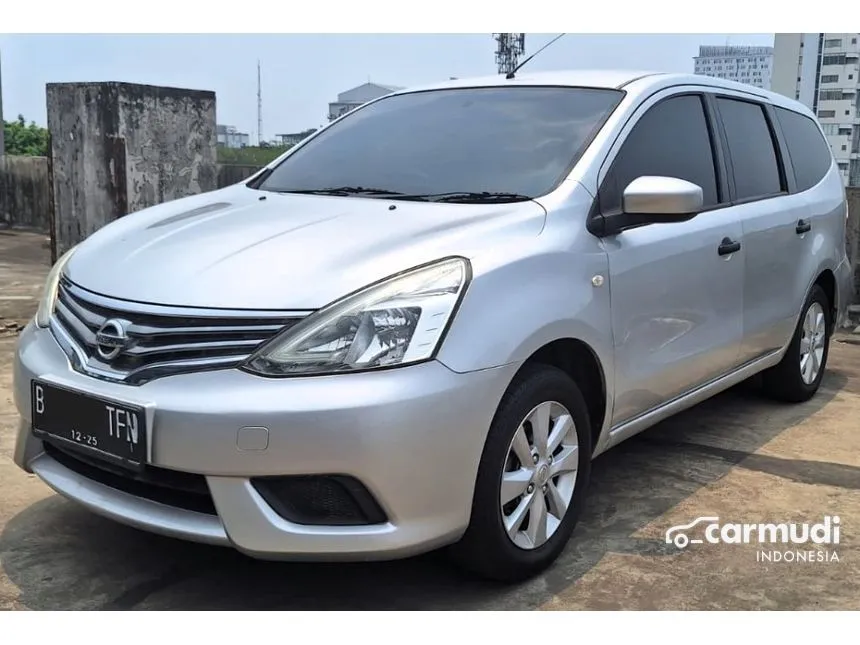 2015 Nissan Grand Livina SV MPV