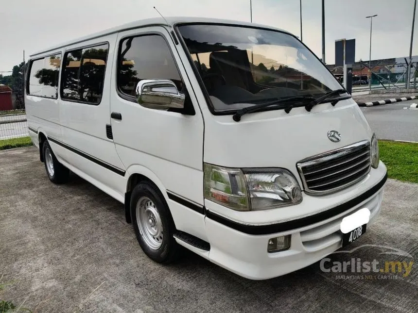 2017 CAM Placer High Roof 14 Seater Van