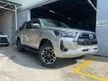 New 2023 Toyota Hilux 2.4 V READY STOCK SILVER