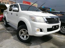 2014 Toyota Hilux 3.0 G-SPEC VNT TURBO FULLY UPGRADE SUSPENSION FACELIFT MODEL STILL ORIGINAL FACTORY PAINT SUPER TIP-TOP CONDITION