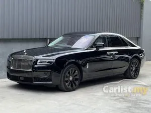 2022 Rolls-Royce Ghost 6.7 Sedan RECON UK SPEC TWO TONE BLACK AND WHITE INTERIOR STARLIGHT ROOF HUD MASSAGE SEAT 360 CAM REAR ENTERTAINMENT AND MORE