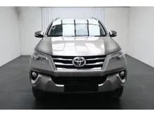 2017 Toyota Fortuner 2.7 SRZ SUV Full Service Record Under Toyota / One Year Warranty / Tip Top Condition