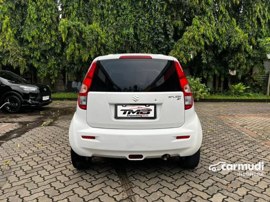 2015 Suzuki Splash Hatchback