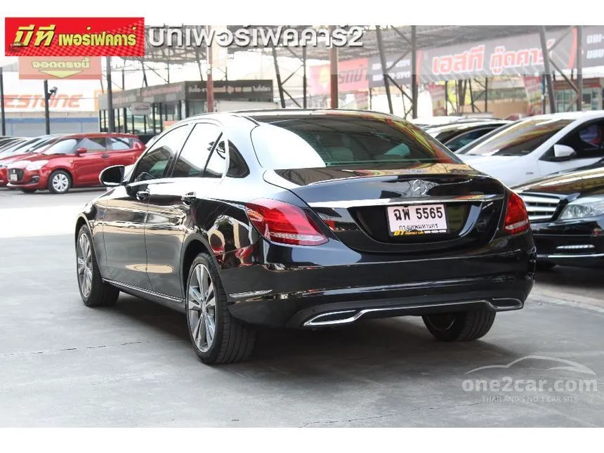 2015 Mercedes-Benz C180 Sedan