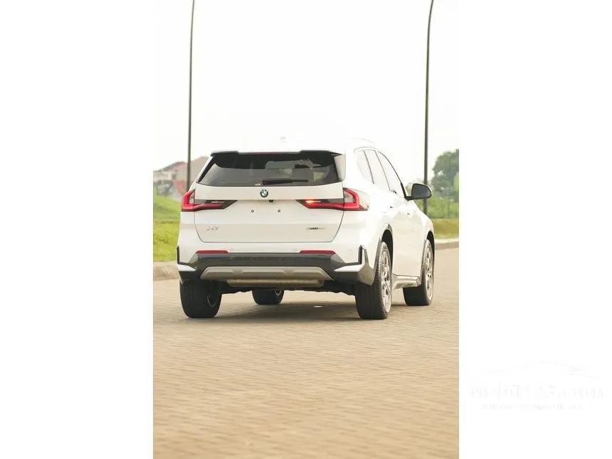 2023 BMW X1 sDrive18i xLine SUV