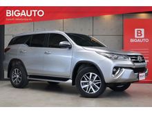 2019 Toyota Fortuner 2.8 (ปี 15-18) V 4WD SUV AT