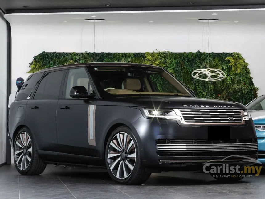 2025 Land Rover Range Rover P615 SV SUV