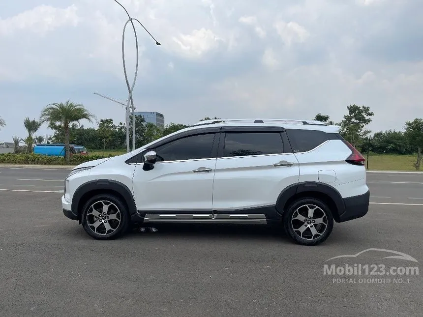 2021 Mitsubishi Xpander CROSS Premium Package Wagon