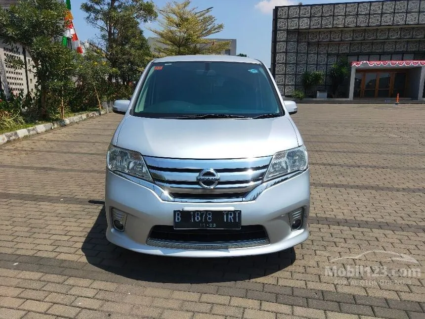Jual Mobil Nissan Serena 2013 Highway Star 2.0 di Jawa Barat Automatic MPV Silver Rp 160.000.000