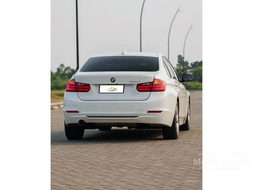 2015 BMW 320i Sport Sedan