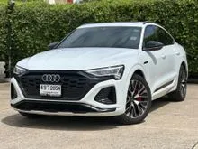 2025 Audi Q8 3.0 (ปี 18-24) 60 TFSI e Quattro S line Black Edition AWD SUV
