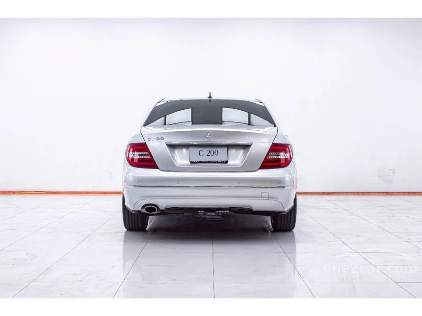 2013 Mercedes-Benz C200 CGI BlueEFFICIENCY Sedan